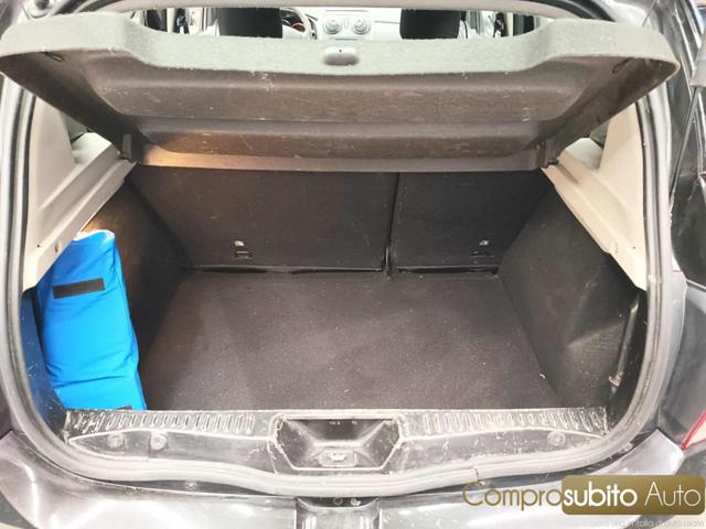 DACIA Sandero usata, con Bluetooth