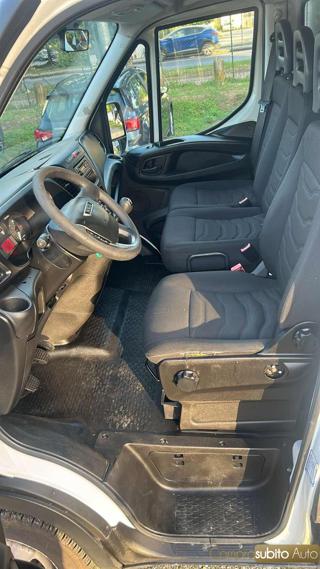 IVECO Daily usata 8