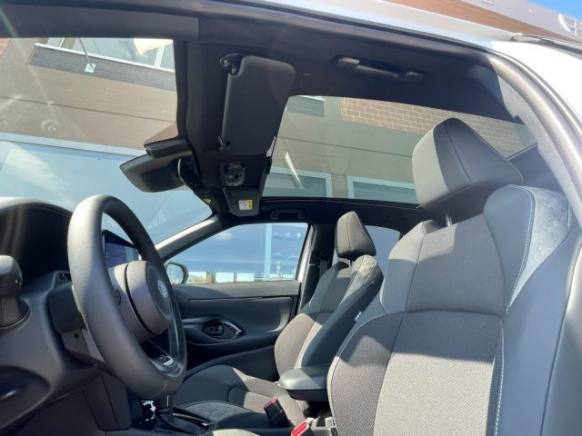 TOYOTA Yaris Cross usata, con Sedile posteriore sdoppiato