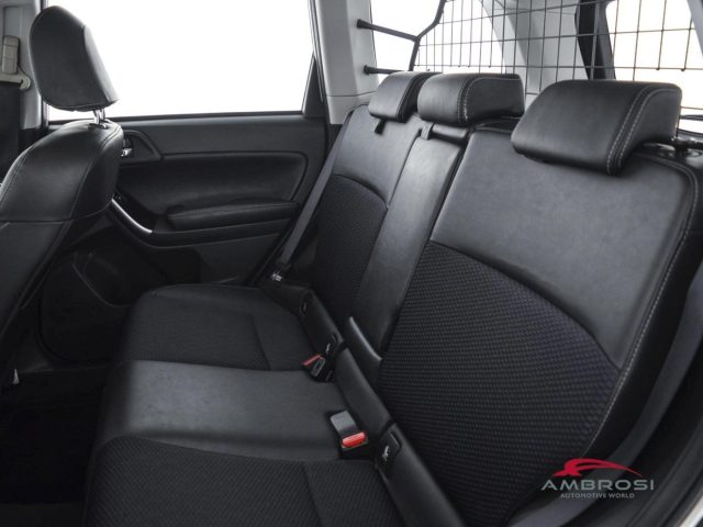 SUBARU Forester usata 9