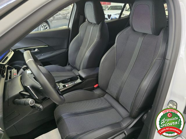 PEUGEOT 2008 usata, con Vetri oscurati