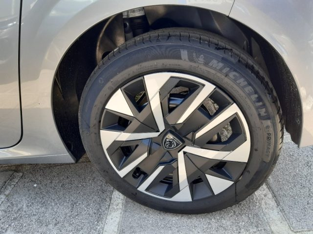 PEUGEOT 208 usata, con Sensori di parcheggio posteriori