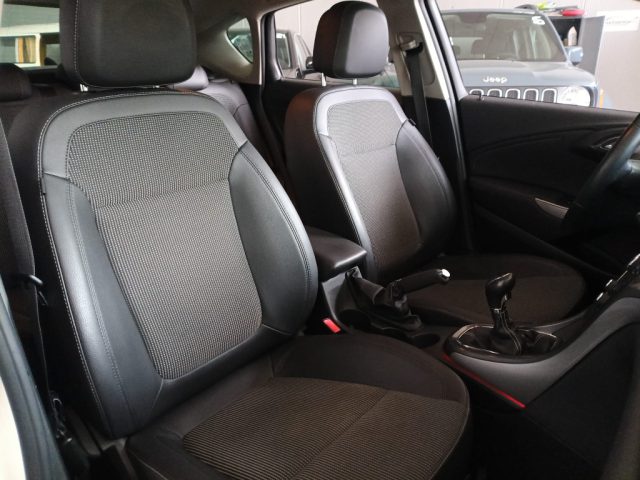 OPEL Astra usata, con Bracciolo