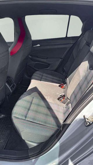VOLKSWAGEN Golf usata, con Controllo trazione