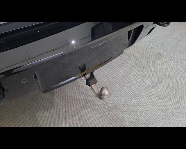LAND ROVER Defender usata, con Climatizzatore automatico, 2 zone
