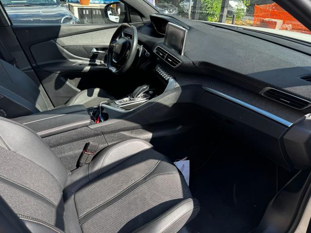 PEUGEOT 3008 usata, con Cronologia tagliandi