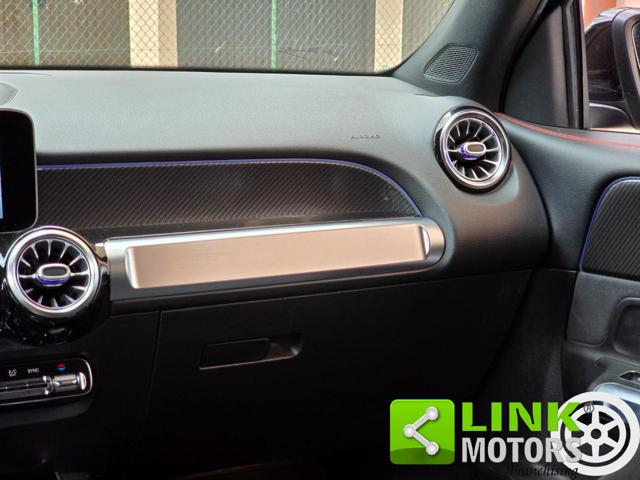 MERCEDES-BENZ GLB 200 usata, con Autoradio digitale