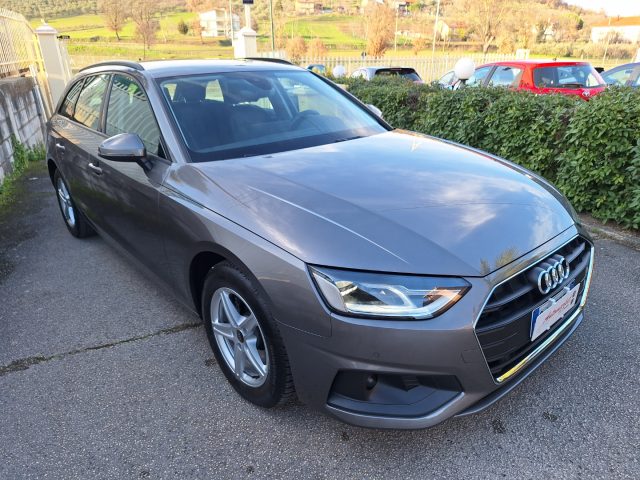 AUDI A4 usata, con Frenata d