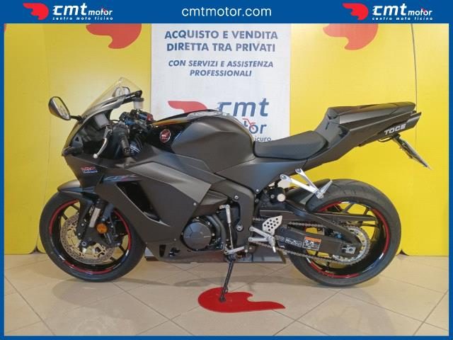 HONDA CBR 600 RR usata 2