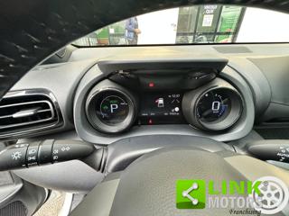 TOYOTA Yaris usata 13