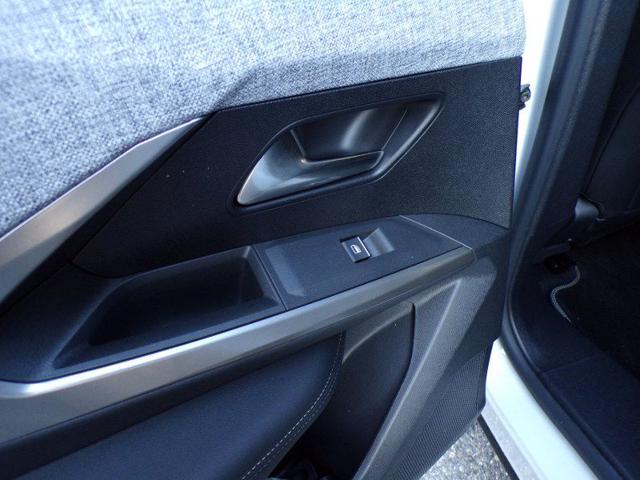 PEUGEOT 3008 usata, con Schermo multifunzione interamente digitale