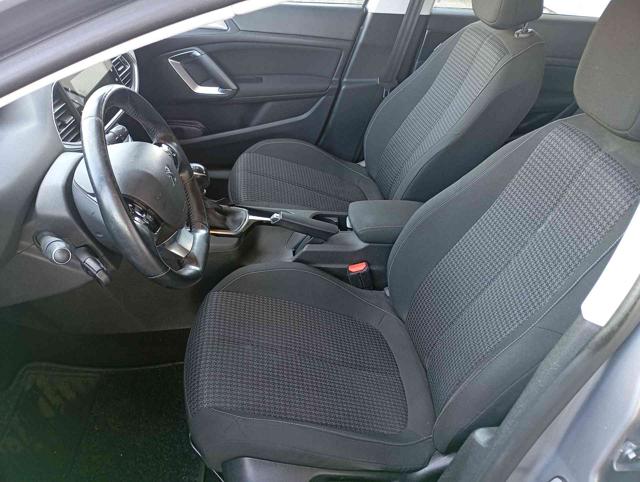 PEUGEOT 308 usata, con Cerchi in lega