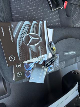 MERCEDES-BENZ Vito usata, con Bracciolo
