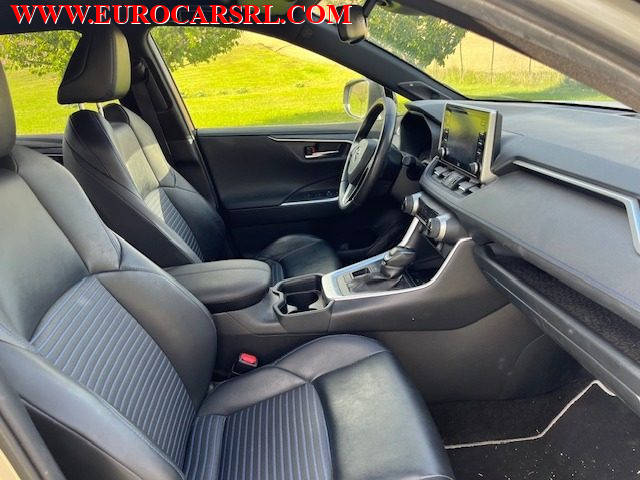TOYOTA RAV 4 MY23 usata, con Bluetooth