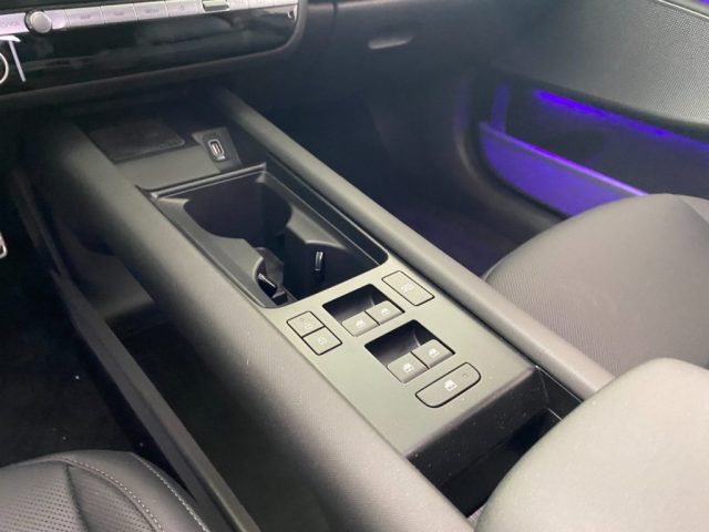 HYUNDAI Ioniq 6 usata, con Servosterzo