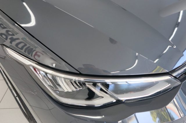 VOLKSWAGEN Golf usata, con Autoradio digitale