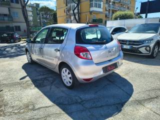 RENAULT Clio usata, con Autoradio