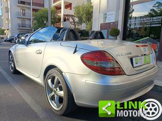 MERCEDES-BENZ SLK 200 usata, con Cruise Control