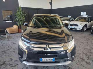 MITSUBISHI Outlander usata, con Controllo automatico clima