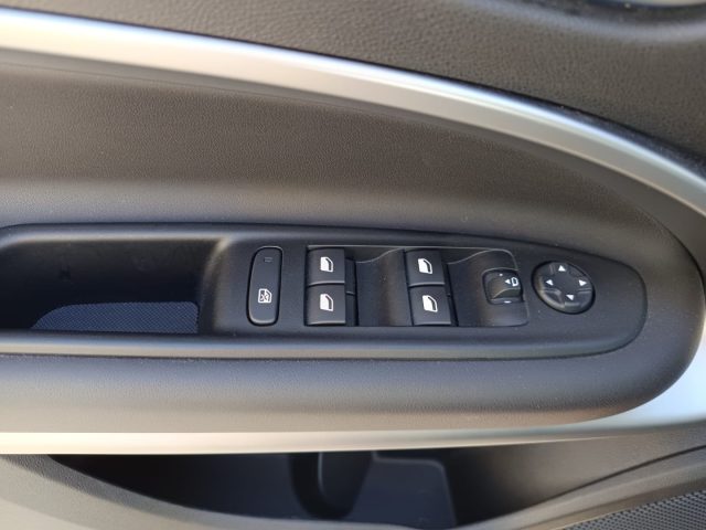 JEEP Avenger usata, con Fari LED