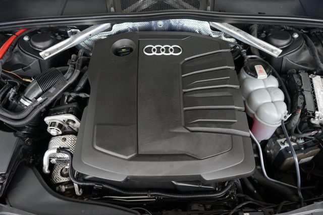 AUDI A4 usata, con Monitoraggio pressione pneumatici
