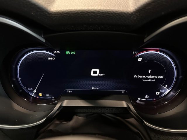 ALFA ROMEO Stelvio usata, con Volante in pelle