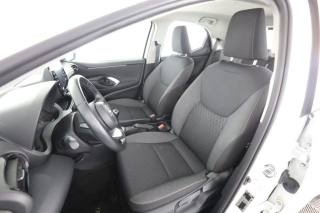TOYOTA Yaris usata 2