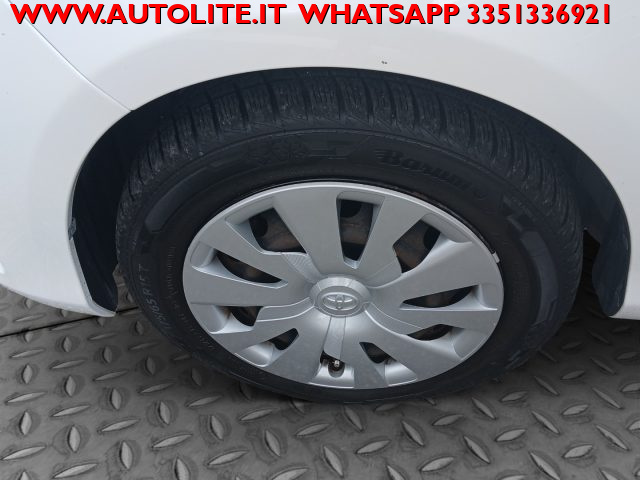 TOYOTA Yaris usata, con Bluetooth