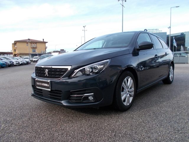 PEUGEOT 308 usata, con Airbag