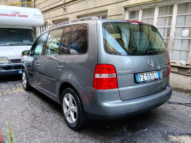 VOLKSWAGEN Touran usata, con Antifurto
