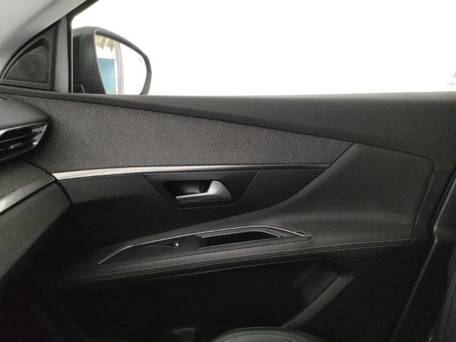 PEUGEOT 3008 usata, con Bracciolo