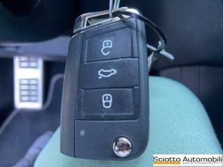 VOLKSWAGEN Tiguan usata, con Autoradio digitale