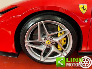 FERRARI F8 usata, con Fari LED