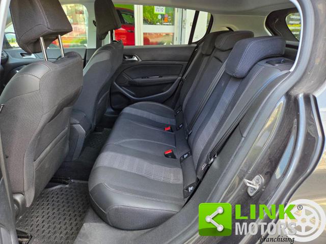 PEUGEOT 308 usata, con Boardcomputer