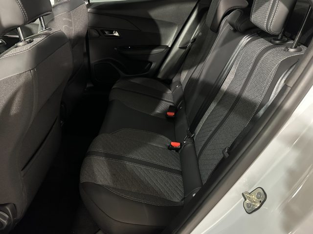 PEUGEOT 2008 usata, con Climatizzatore