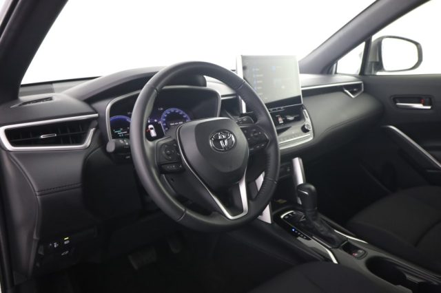 TOYOTA Corolla Cross usata 1