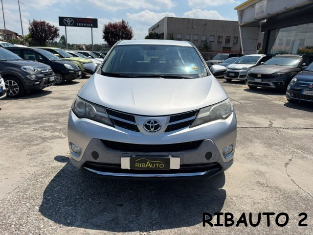 TOYOTA RAV 4 usata, con Alzacristalli elettrici