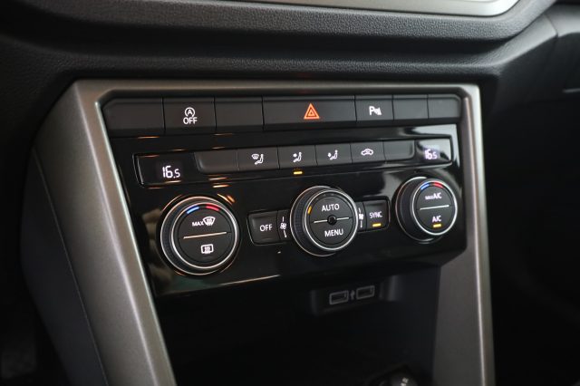 VOLKSWAGEN T-Roc usata 10