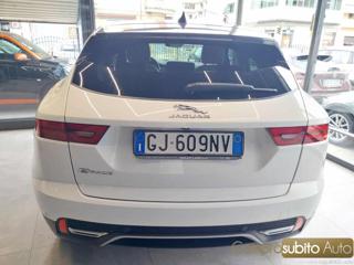 JAGUAR E-Pace usata, con Alzacristalli elettrici