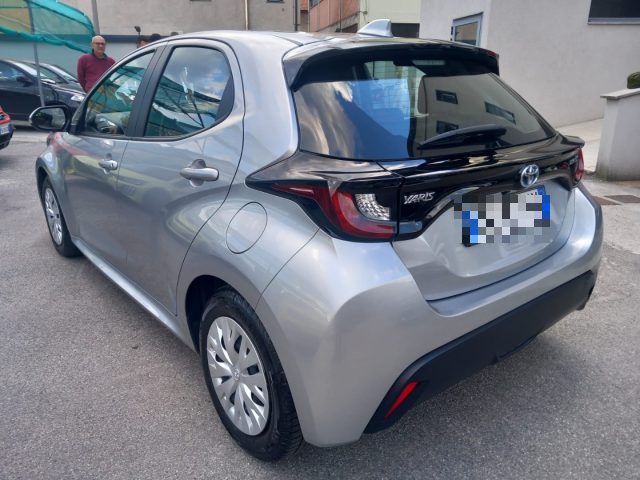 TOYOTA Yaris usata, con Airbag laterali