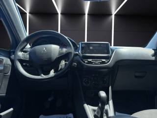 PEUGEOT 208 usata, con USB