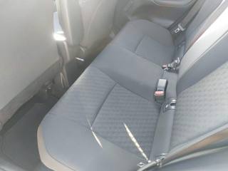 TOYOTA Yaris usata 10