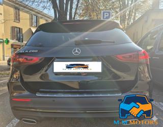 MERCEDES-BENZ GLA 200 usata, con Alzacristalli elettrici