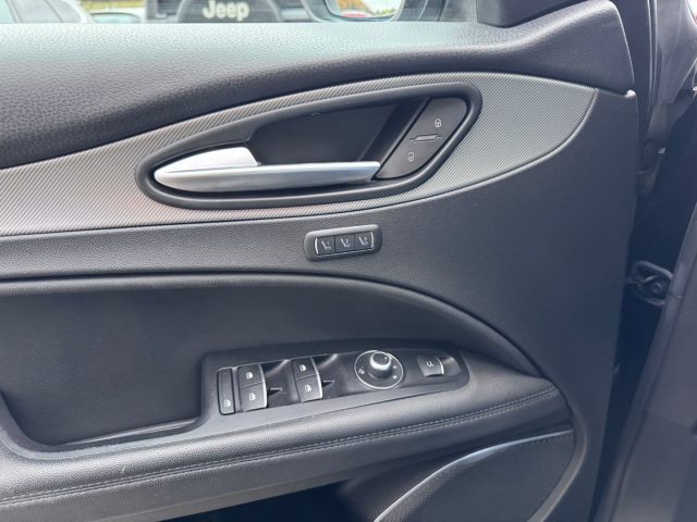 ALFA ROMEO Stelvio usata, con Controllo trazione