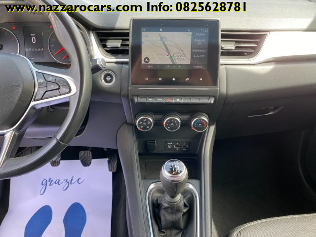 RENAULT Captur usata, con Autoradio digitale