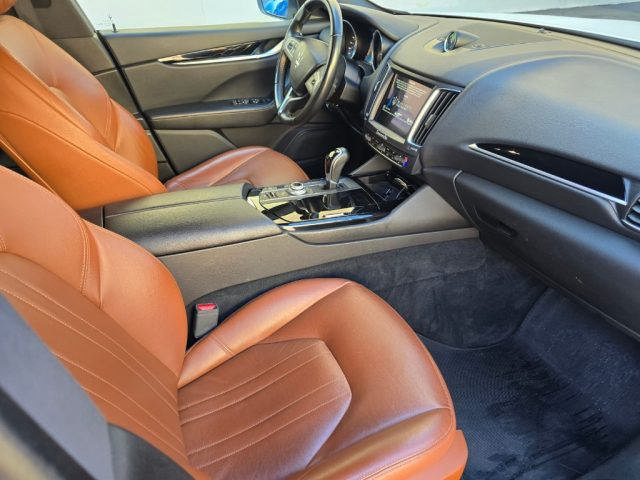 MASERATI Levante usata, con Controllo automatico clima