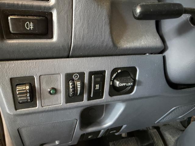 TOYOTA Land Cruiser usata, con Trazione integrale