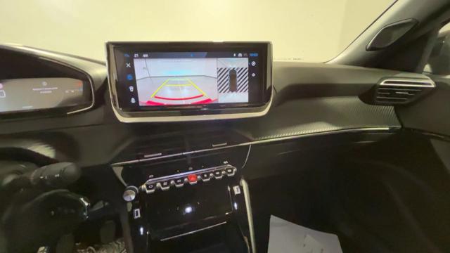 PEUGEOT 2008 usata, con Vetri oscurati