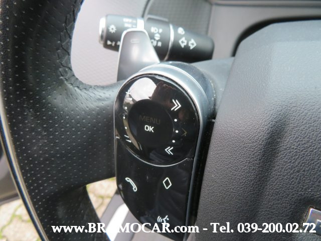 LAND ROVER Range Rover Velar usata, con Regolazione elettrica sedili