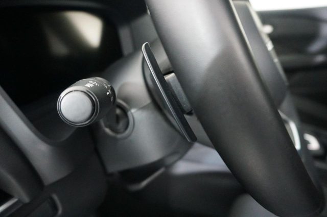 NISSAN Qashqai usata, con USB